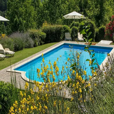Dom wakacyjny Large Group Retreat With Pool, Cleaning Included Amandola